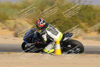 media/Nov-06-2023-Moto Forza (Mon) [[ce023d0744]]/2-Advanced Group/Session 4 (Turn 8 Inside)/